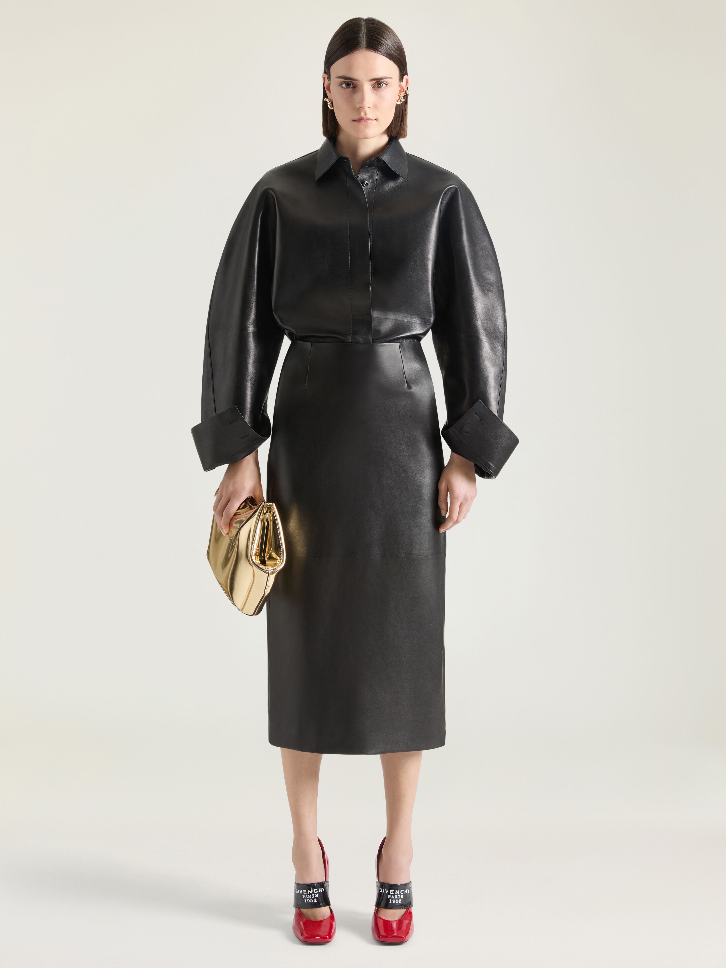 Midi pencil skirt in leather